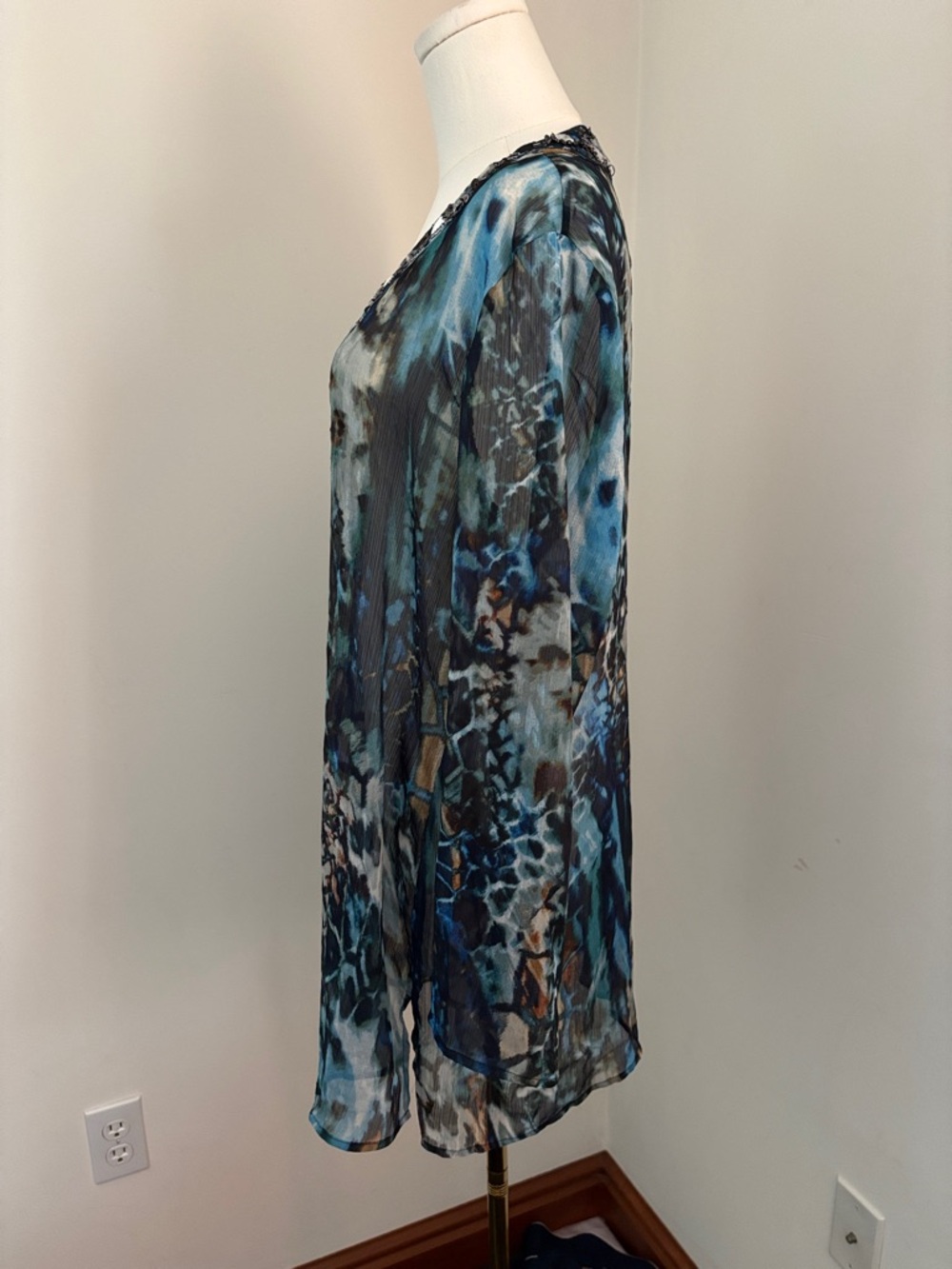 Chico's Blue Teal Black Abstract Beaded Sheer Tunic - Picture 3 of 6